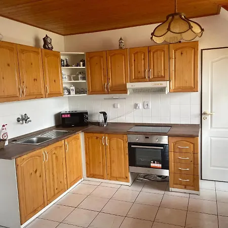 Runch Smilovice Villa Chotilsko Buitenkant foto