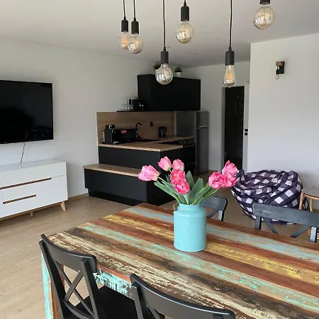 Runch Smilovice Villa Chotilsko Buitenkant foto